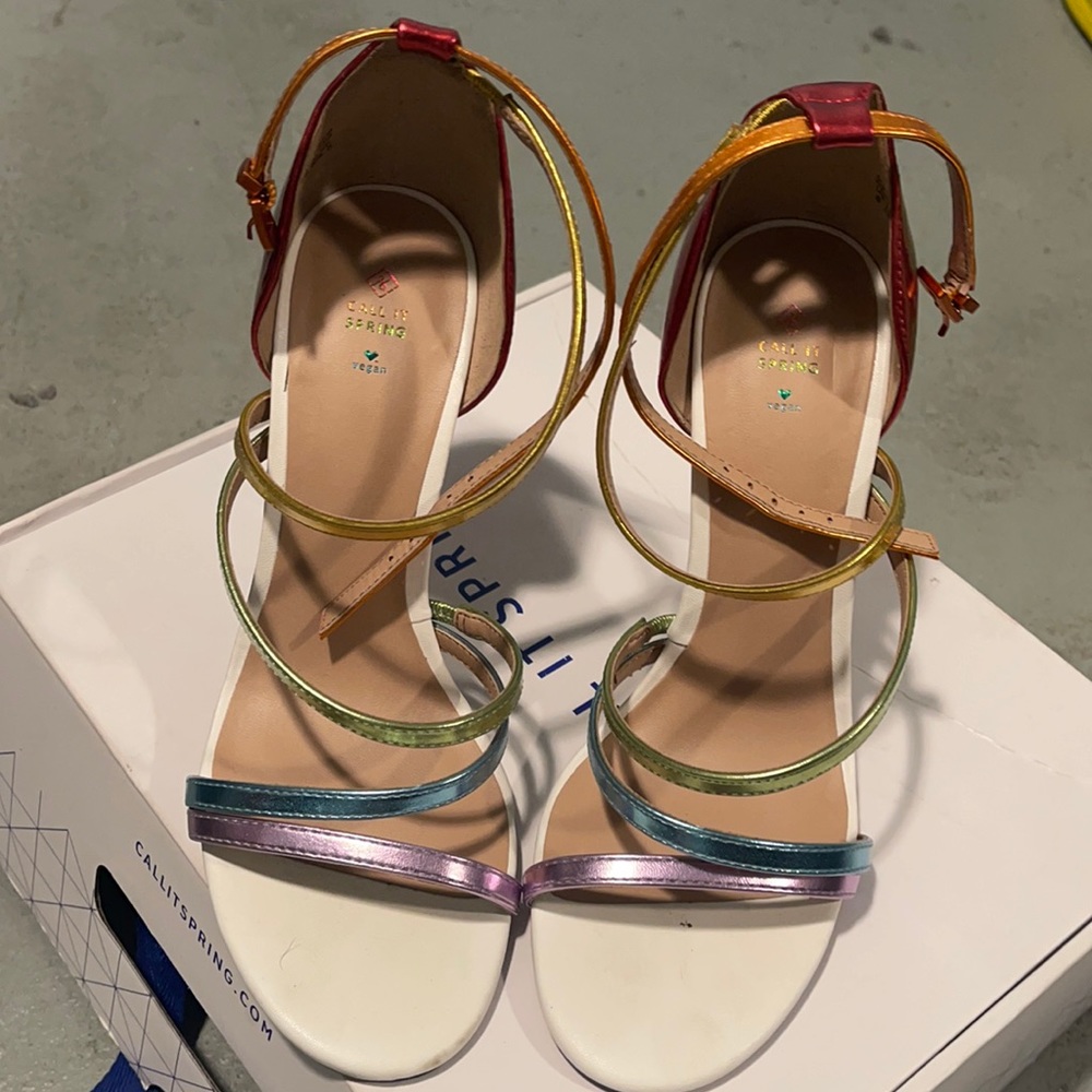 Multicolored strappy heel